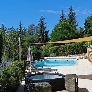 aux-chataigniers-alpins.fr-provencehotel.com/